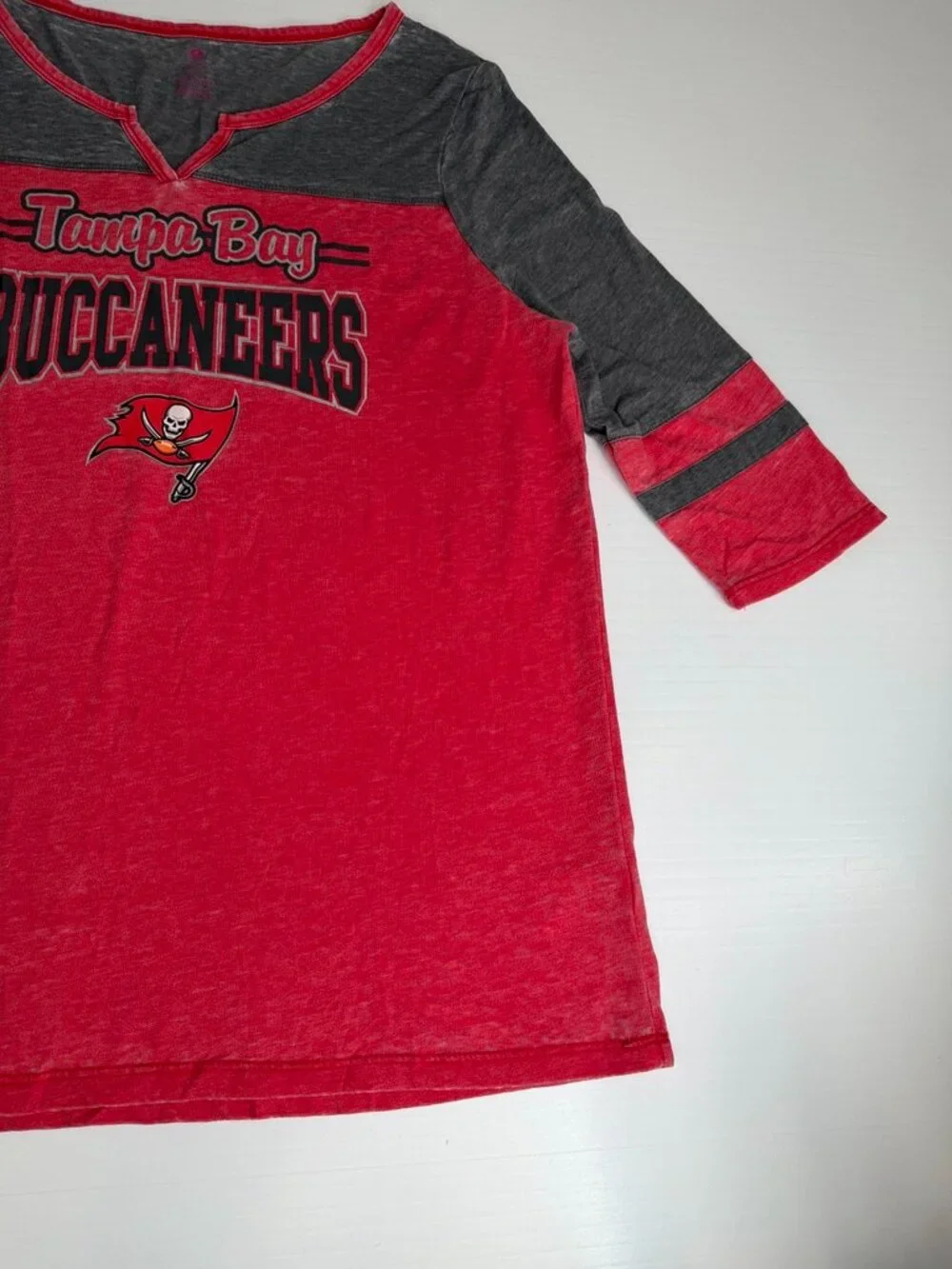 Tampa Bay Buccaneers Shirt Girl Extra Large Teen Spell Out Flag Party Run Gym Ex